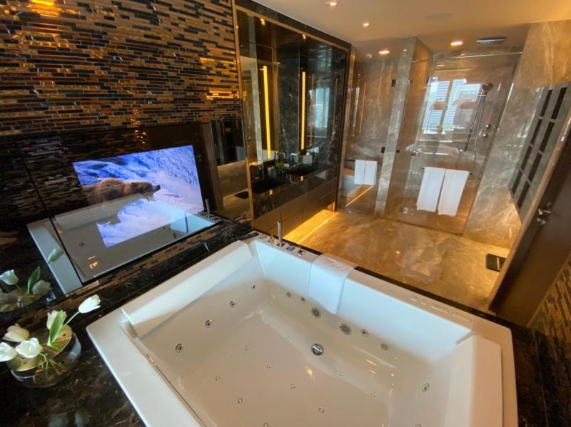 185 Rajadamri For Rent and Sale