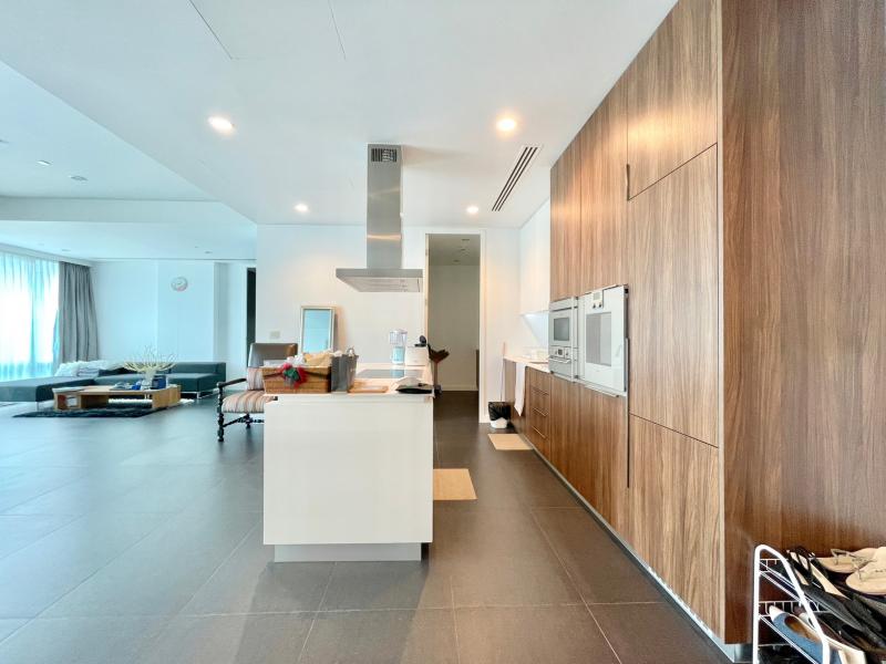 185 Rajadamri For Sale