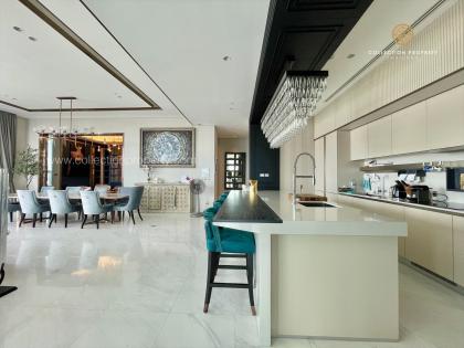 Sindhorn Kempinski 3 Bedrooms Condo For Sale near Lumpini Park